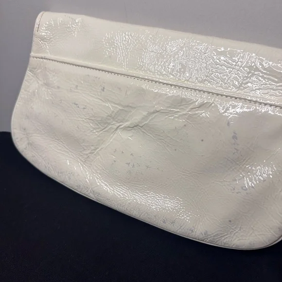 Tory Burch White Clutch with Gold Logo - Picture 2 of 5